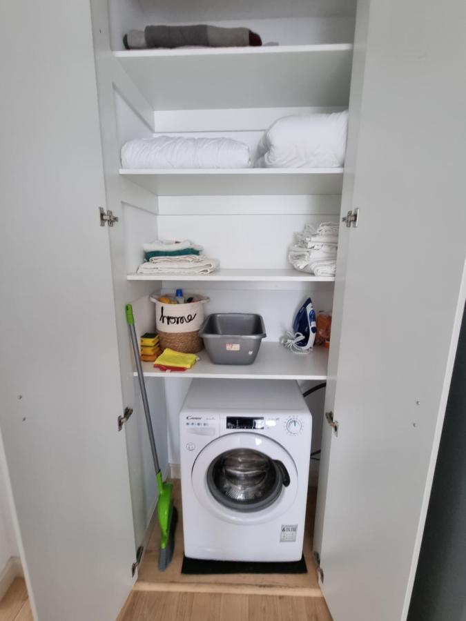 Ultra-Central 1 Bed Apartment, Str Nicolae Iorga Baia Mare Dış mekan fotoğraf